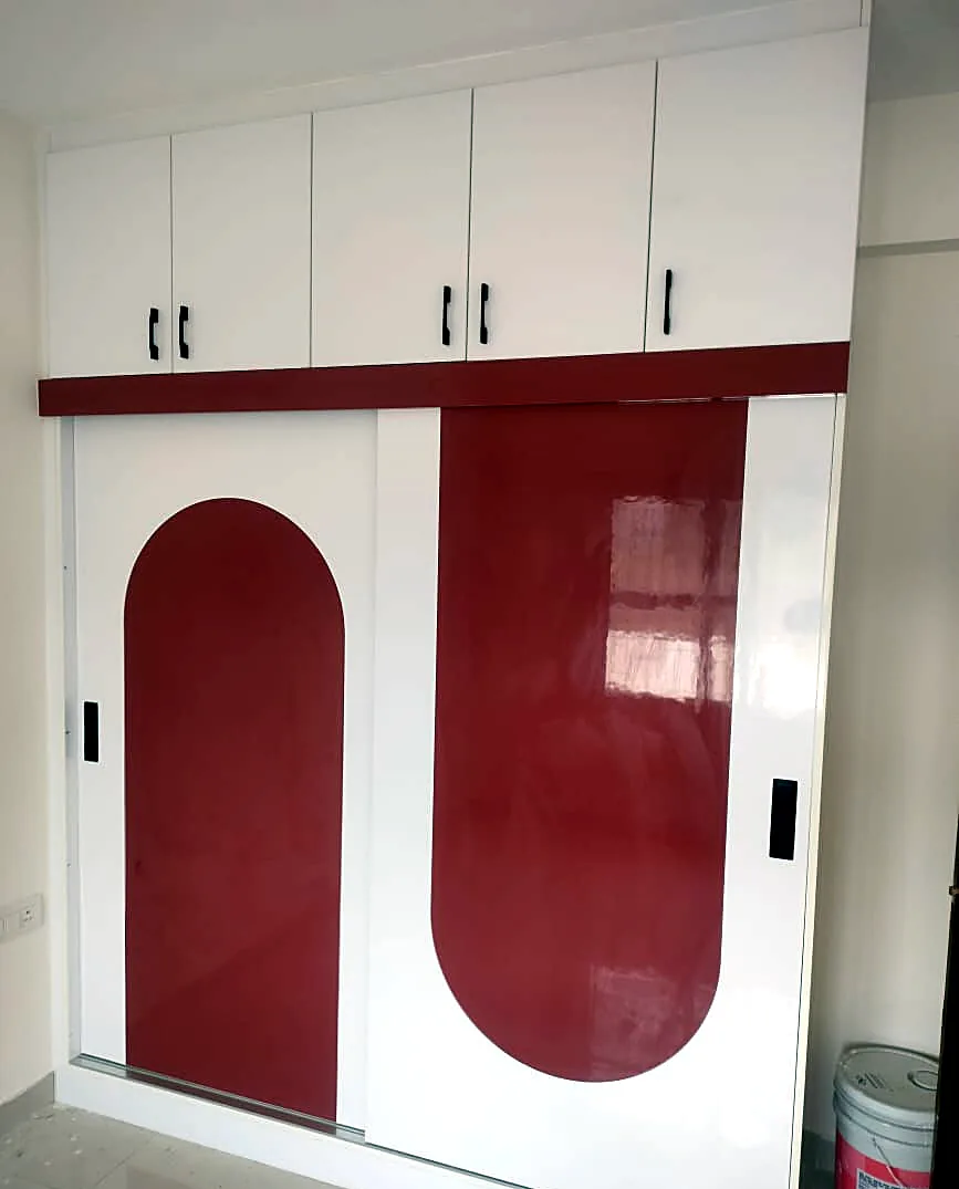 Arched Sliding Wardrobe